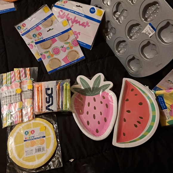 NEW- SPRING IN WINTER PARTY-WILTON Spring Cake-Cookie Pan PLUS - Picture 3 of 10